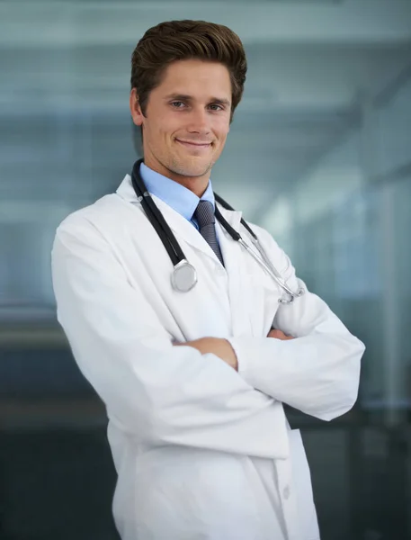 Ditt Tillfrisknande Mitt Enda Bekymmer Porträtt Stilig Ung Läkare Med — Stockfoto