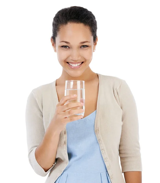Krijgt Altijd Genoeg Water Jonge Vrouw Glimlachen Tijdens Het Drinken — Stockfoto