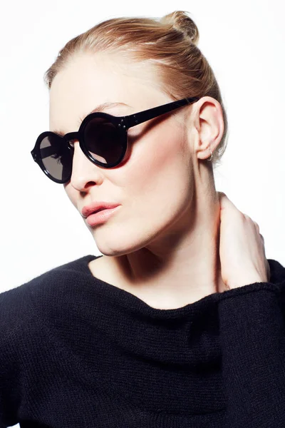 Shades Anything Studio Shot Attractive Model Wearing Sunglasses Isolated White — Stock Photo, Image