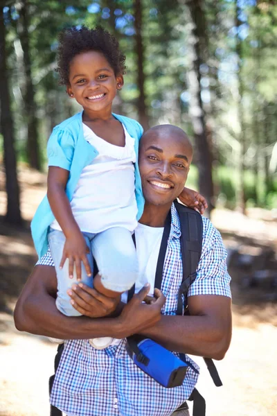 Shell Vždy Svou Lásku Podporu Šťastný Mladý Africký Otec Tráví — Stock fotografie