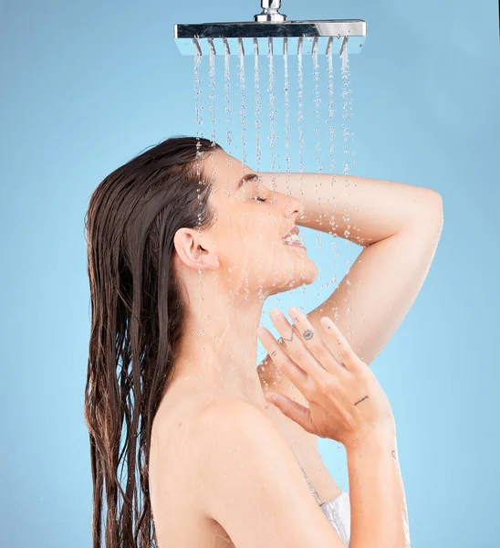 Mulher Chuveiro Maquete Água Para Saúde Pele Banho Para Pele — Fotografia de Stock