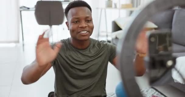 Accueil Fitness Streaming Direct Homme Avec Bonjour Pour Les Médias — Video