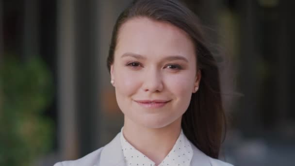 Portré Arc Üzletasszony Mosollyal Munkába Menet Céges Állásinterjú Boldog Londoni — Stock videók