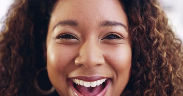 Rostro Mujeres Sonrisa Con Mujeres Negocios Hermosas Felices Riendo Después — Vídeo de stock