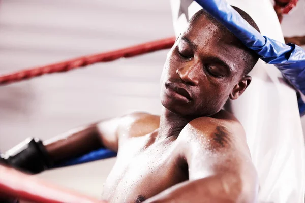 Suffering Effects Hard Bout Exhausted Young Boxer Leaning Ring Trying — Stock Photo, Image