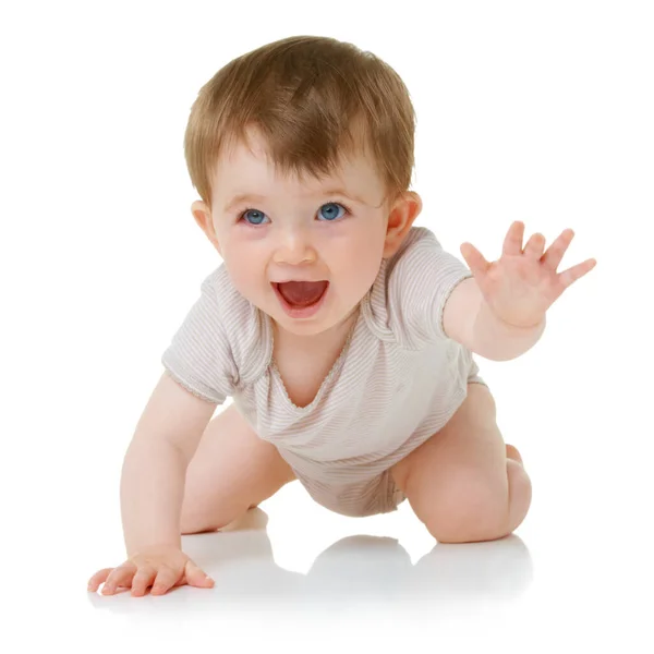 Bijna Een Schattige Kleine Baby Kruipend Naar Toe Geïsoleerd Wit — Stockfoto