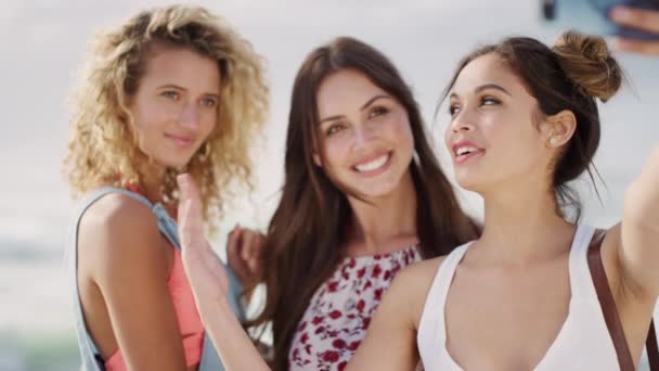 Selfie Strand Gruppe Venner Eller Kvinder Til Rejser Blog Sociale – Stock-video