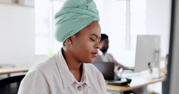 Afrykańska Kobieta Administracja Planowanie Dokumentów Biurze Dla Administratora Biznesu Marketing — Wideo stockowe