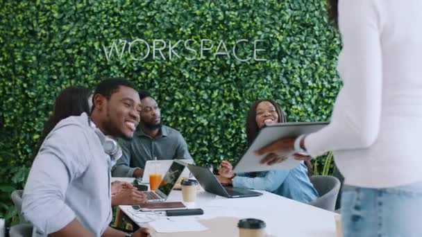Előadás Találkozó Üzleti Feketék Digitális Marketing Stratégia Karrier Vállalati Vagy — Stock videók