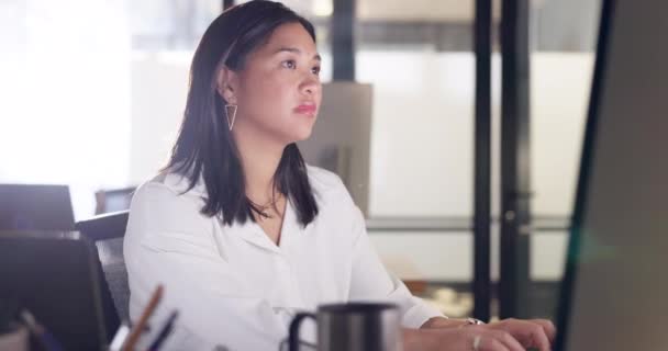 Kadın Masaüstü Daktilo Web Tasarımı Için Ofis Yardımcı Yönetici Pazarlama — Stok video