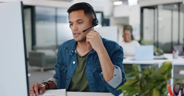 Call Center Stress Burn Out Met Een Boze Consultant Die — Stockvideo