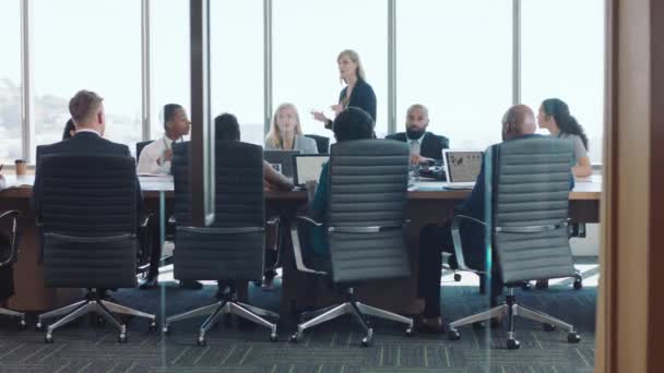 Podnikatelé Prezentace Nebo Setkání Kancelářských Budovách Pro Plánování Firemního Financování — Stock video