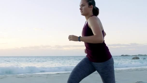 Fitness Ejercicio Mujer Corriendo México Playa Océano Arena Para Bienestar — Vídeos de Stock