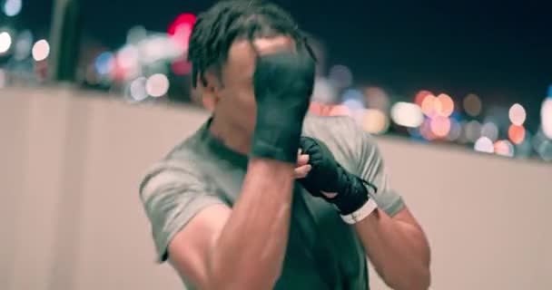 Бокс Місто Фізична Підготовка Чорношкірого Нічний Боке Швидкість Силу Виклик — стокове відео
