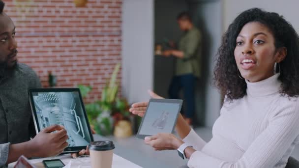 Těhotné Tablet Nebo Podnikatelé Setkání Pro Inovace Digitální Technologie Nebo — Stock video