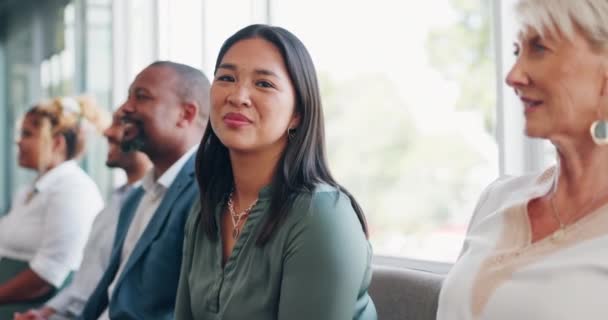 Face Perekrutan Atau Orang Orang Bisnis Ruang Tunggu Untuk Wawancara — Stok Video