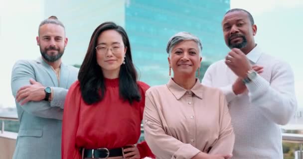 Různorodost Obchodníci Portrétovat Týmová Práce Městě Stavbě Balkónu Pro Podporu — Stock video