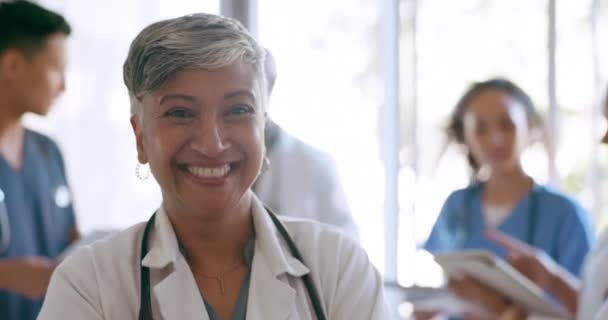 Visage Médecin Femme Âgée Hôpital Prêts Pour Des Objectifs Des — Video