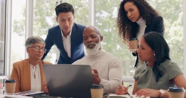 Geschäftsleute Laptop Oder Teamwork Meeting Büro Sitzungssaal Für Digitale Marketing — Stockvideo