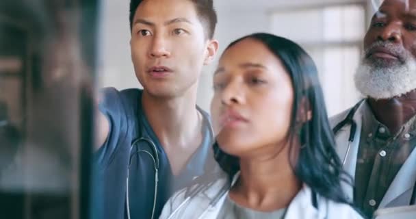 Médecins Infirmières Réunion Hôpital Rayons Dans Planification Chirurgie Analyse Recherche — Video