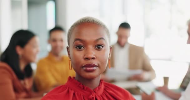 Rostro Liderazgo Mujer Negra Reunión Oficina Para Estrategia Marketing Publicidad — Vídeo de stock