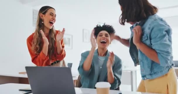 Dizüstü Bilgisayar Başarı Dijital Pazarlama Satış Hedefleri Kpi Hedefi Kutlamalarında — Stok video