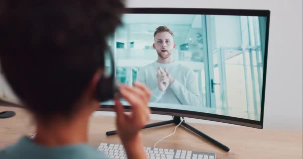 Computer Videoopkald Eller Sort Kvinde Callcenter Online Møde Lytte Til – Stock-video