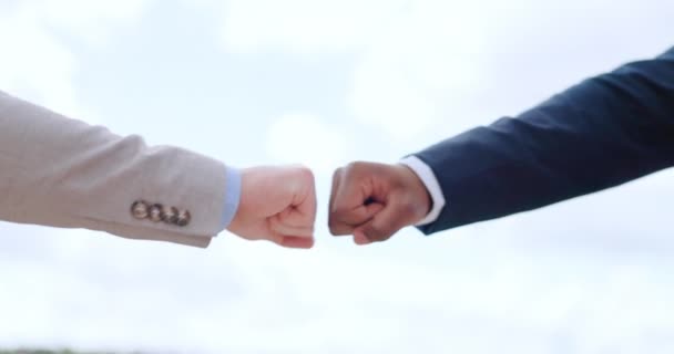 Homens Negócios Punho Mãos Com Apoio Solidariedade Olá Confiança Equipe — Vídeo de Stock