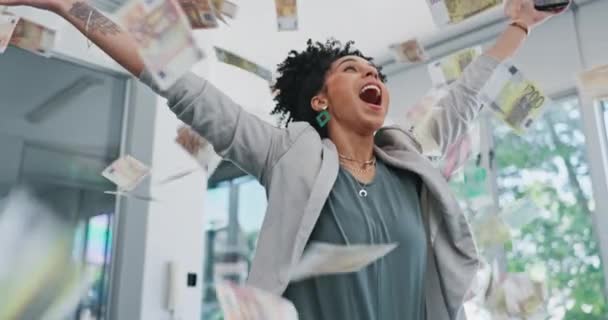 Black Woman Money Rain Office Celebration Success Profit Crypto Win — Vídeo de stock