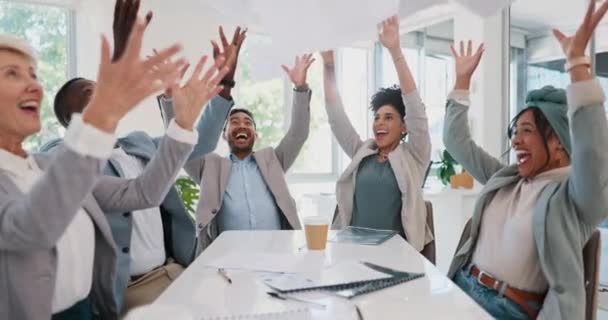 Business People Throwing Paper Success Meeting Winner Finance Planning Company — Vídeo de Stock