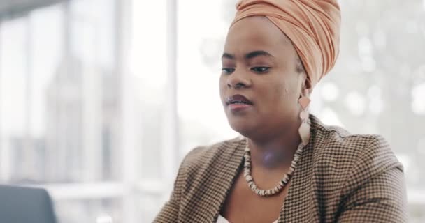 Business Stress Black Woman Headache Anxiety Pressure Corporate Deal Startup — Vídeo de Stock