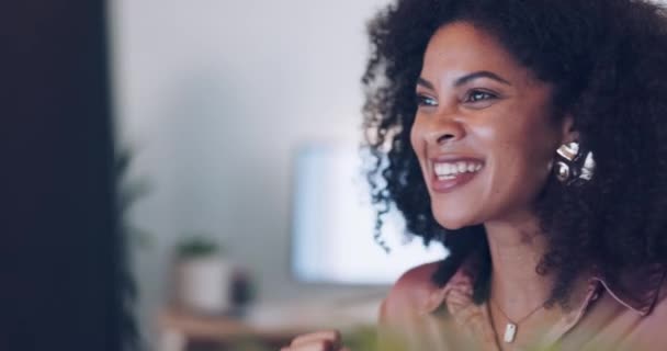 Business Computer Woman Excited Celebration Employee Workplace Goal Smile Female — Video