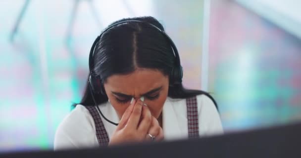 Stress Headache Woman Call Center Burnout Exhausted Sales Deadline Pressure — Stock video