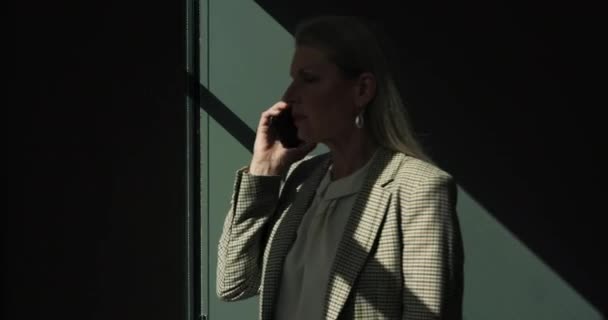 Phone Call Worry Dark Business Senior Woman Manager Talking While — Stock videók