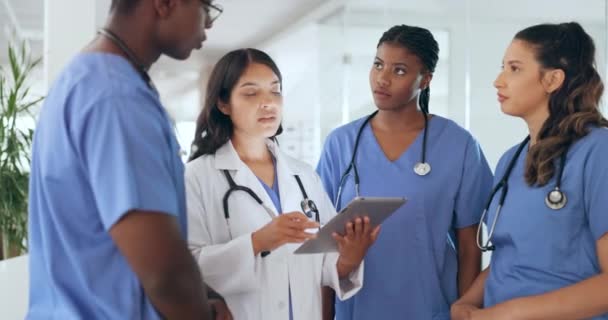 Personeel Artsen Verpleegkundigen Hebben Gesprekken Onderzoek Brainstormen Voor Diagnose Team — Stockvideo