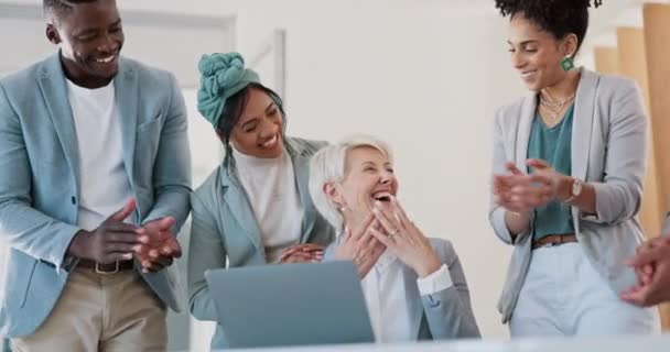 Success Laptop Happy Senior Manager Winning Job Promotion Meeting Sales — Video