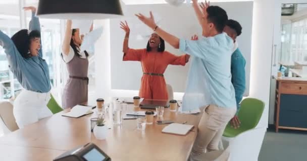 Team Business Kaste Papir Feiring Prestasjon Gruppeprosjekt Med Suksess Eller – stockvideo