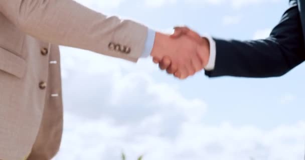 B2B Рукопожатие Руки Деловых Людей Маркетингового Партнерства Сотрудничества Сделки Успеха — стоковое видео