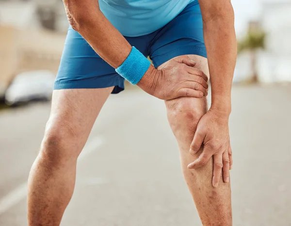 Fitness Knee Pain Hands Senior Man Muscle Ache Painful Joint — Fotografia de Stock