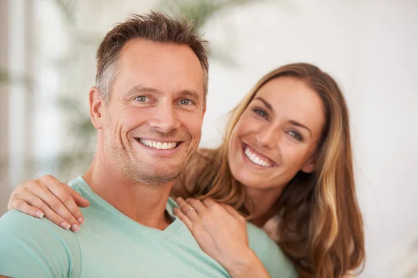 Have Perfect Life Portrait Happy Affectionate Couple Smiling You — Fotografia de Stock