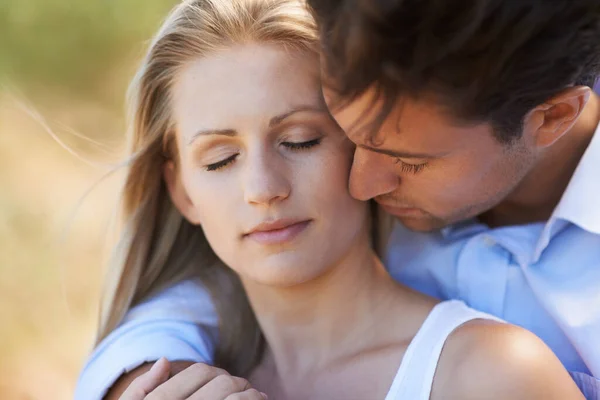 Sharing Tender Moment Closeup Shot Affectionate Young Couple Embracing Nature — Foto Stock