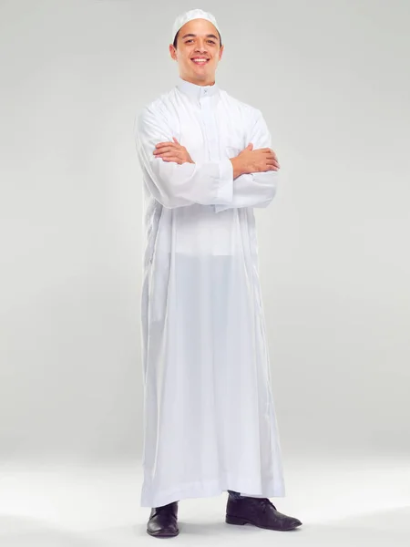 Islamic Man Smile Portrait Muslim Fashion Standing White Background Arabic — Stockfoto