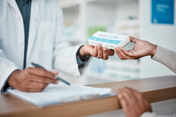 Healthcare Pharmacist Hands Pills Woman Counter Medicine Prescription Drugs Pharmacy — Foto Stock