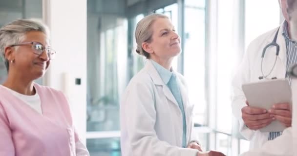 Healthcare Team Handshake Celebrate Success Partnership Employees Thank You Hospital — Stok video