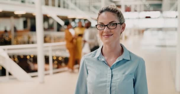 Business Woman Happy Portrait Leader Glasses Corporate Office Smile Vision — Vídeo de Stock