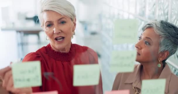 Business Women Teamwork Planning Notes Window Target Our Vision Schedule — Vídeo de Stock