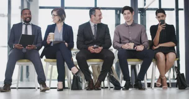 Деловые Люди Ожидание Собеседование Корпоративном Современном Офисе Рекрутинговая Компания Возможность — стоковое видео