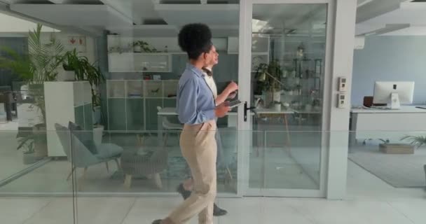 Business Women Employees Walking Modern Office Talking Share Ideas Schedule — Video