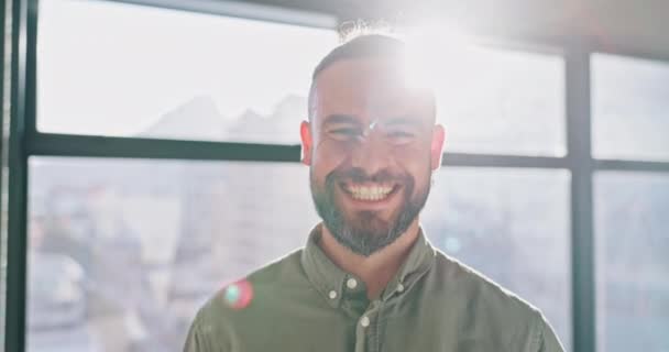 Face Laugh Smile Business Man Work Standing His Office Vision — Vídeos de Stock