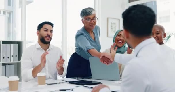 B2B Thank You Handshake Business People Applause Welcome Partnership Hiring – Stock-video
